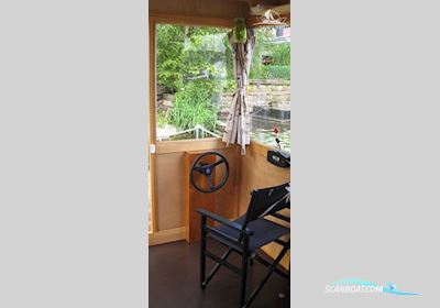 Werftbau Hausboot Huizen aan water 2012, met Honda motor, Duitsland
