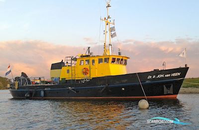 ex Rijkswaterstaat / Varend Woonschip 23.23, CBB Rijn Huizen aan water 1964, met GM Detroit<br />8V71 motor, The Netherlands
