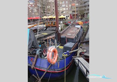 zeiltjalk 20.73 Huizen aan water 1922, met Mercedes<br />220D motor, The Netherlands