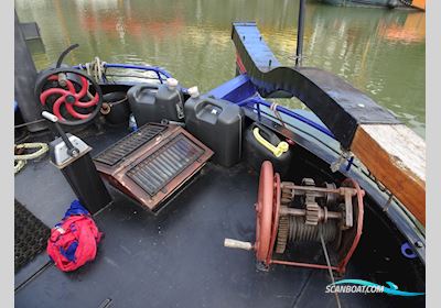 zeiltjalk 20.73 Huizen aan water 1922, met Mercedes<br />220D motor, The Netherlands