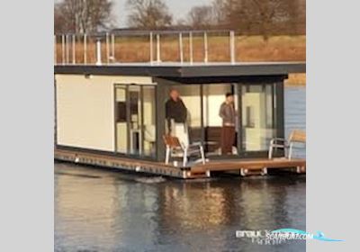 Naturadom Araphama L Hus- / Bobåd / Flodbåd 2026, med Honda motor, Polen