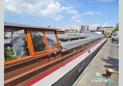 Spits B&B Varend Woonschip 39.09 met CvO Hus- / Bobåt / Flodbåd 1955, med Daimler Benz<br />OM423 motor, Holland