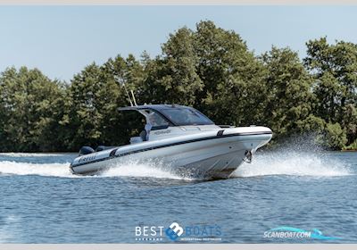 Pirelli 35 Outboard Inflatable / Rib 2021, with Mercury Marine, is een toonaangevende naam in de maritieme industrie, bekend om betrouwbare buitenboordmotoren en scheepsaandrijfsystemen. Met een st engine, The Netherlands