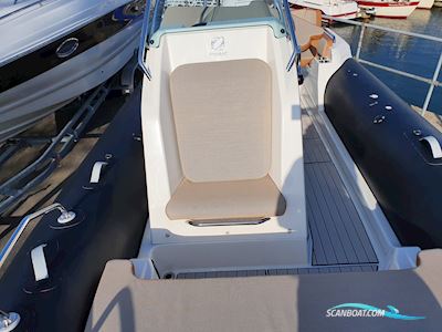 Zodiac Medline 6.8 Inflatable / Rib 2025, with Mercury engine, United Kingdom