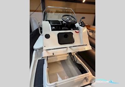 Zodiac Medline 7.5 GT Limited nr.26 Inflatable / Rib 2024, with Mercury engine, The Netherlands