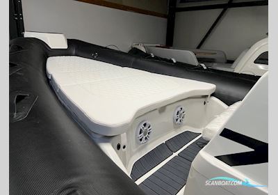 Zodiac Medline 7.5 GT Inflatable / Rib 2024, with Mercury engine, The Netherlands