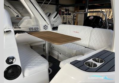 Zodiac Medline 7.5 GT Inflatable / Rib 2024, with Mercury engine, The Netherlands