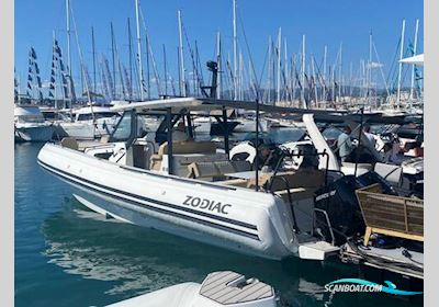 Zodiac X10CC Inflatable / Rib 2024, with Mercury engine, United Kingdom