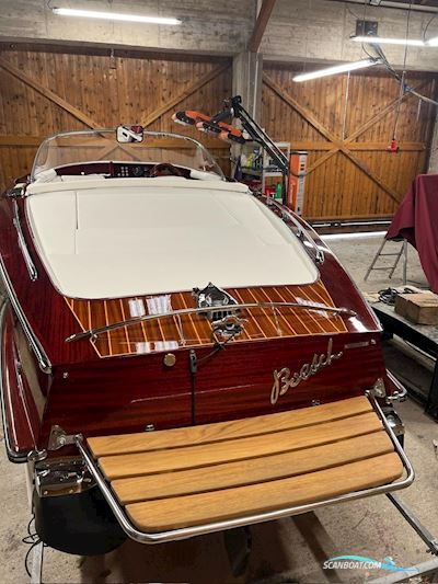 Boesch 560 Jetski / Scooter / Jet boat 2000, The Netherlands