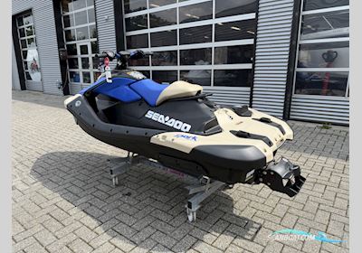 SEA DOO Spark Trixx 1up + 1 jaar extra garantie Jetski / Scooter / Jet boat 2025, with Rotax engine, The Netherlands