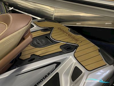 Sea Doo Gtx 300 Ltd Jetski / Scooter / Jet boat 2018, with Rotax engine, The Netherlands