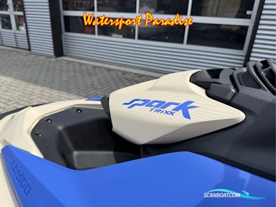 Sea Doo Spark Trixx 1UP + 1 Jaar Extra Garantie Jetski / Scooter / Jet boat 2025, with Rotax engine, The Netherlands