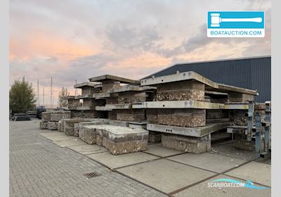 Inter Boat Marinas partij drijfsteigers Jetski / Scooter / Jetbåd , Holland