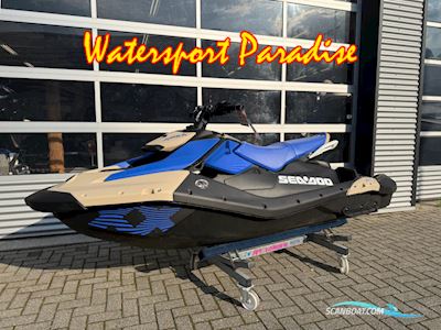 Sea Doo Spark Trixx 3up Jetski / Scooter / Jetbåd 2025, med Rotax motor, Holland