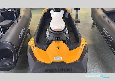 Sea-Doo Spark Jetski / Scooter / Jetbåd 2015, med Rotax motor, Sverige
