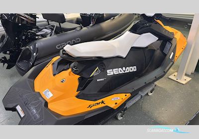 Sea-Doo Spark Jetski / Scooter / Jetbåd 2015, med Rotax motor, Sverige