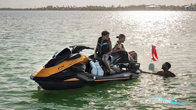Yamaha FX Cruiser HO Jetski / Scooter / Jetbåd 2025, med 4-ventilet, 4-cylindret, 4-takts, DOHC motor, Danmark