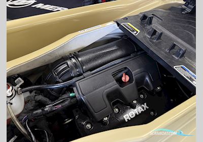 SEA DOO RXP 325 Xrs Jetski / Scooter / Jetbåt 2025, med Rotax motor, Holland