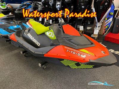 Sea Doo Spark Trixx 2up Jetski / Scooter / Jetboot 2020, mit Rotax motor, Niederlande