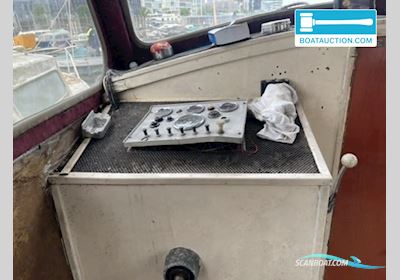 Cabin boat 800 Jolle , med Mercedes motor, Holland