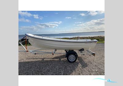 Fjordjollen 430 Fisk - Jolle Med F2,5 HK Påhængsmotor Jolle 2024, Danmark