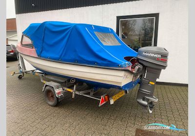 Odder Jolle Jolle 1979, med Mariner motor, Danmark