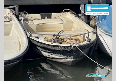 Roeiboot 300 Jolle , Holland