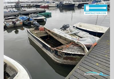 Vlet 380 Jolle , med Yamaha motor, Holland