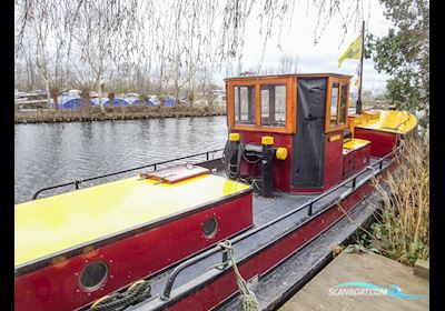Amsterdammer Sleepboot Johanna Cornelia  Live a board / River boat 1923, with Kromhout<br />2H4 engine, The Netherlands