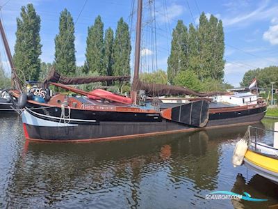 Klipperaak Met Vaste Ligplaats Almere Woonschip Zeilend Live a board / River boat 1915, with Daf engine, The Netherlands