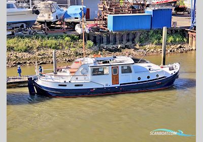Boeieraak 13.65 Live a board / Riverboat 1897, with Daf<br />DD575 engine, The Netherlands