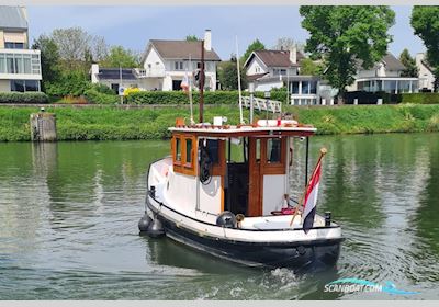 Ex Sleepboot 7.20 Live a board / Riverboat 1950, with Mercedes<br />OM 636 engine, The Netherlands