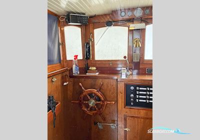 Ex Sleepboot 7.20 Live a board / Riverboat 1950, with Mercedes<br />OM 636 engine, The Netherlands