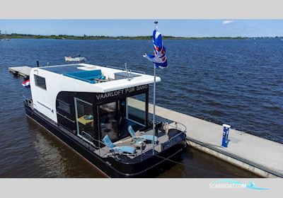 Homeship Vaarloft Volledig Elektrische Houseboat Live a board / Riverboat 2022, The Netherlands