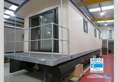 Houseboat River Pod 38 Live a board / Riverboat 2020, United Kingdom