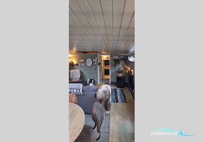 Klipperaak Woonschip Live a board / Riverboat 1917, with Perkins engine, The Netherlands
