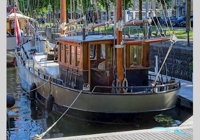 Kotter Varend Woonschip 14.95 Live a board / Riverboat 1948, with Daf<br />Dkt 1160 engine, The Netherlands
