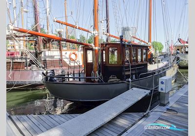 Kotter Varend Woonschip 14.95 Live a board / Riverboat 1948, with Daf<br />Dkt 1160 engine, The Netherlands