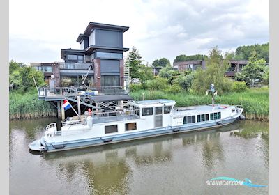 Luxe Varend Woonschip Rijn Gecertificeerd Live a board / Riverboat 1976, with Cummins<br />B4.5 150 HD engine, The Netherlands