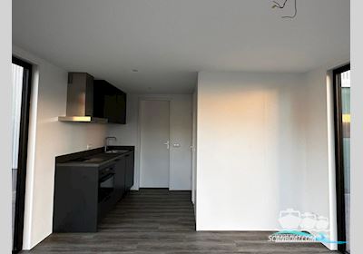 SL Houseboat Zonslag Inclusief Ligplaats Te Kerkdriel Live a board / Riverboat 2023, The Netherlands