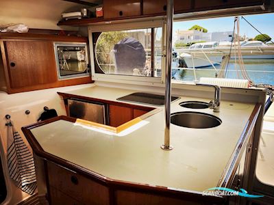 Bavaria Nautitech 47 Mehrrumpfboot 2004, mit Volvo D2 75 85 CV motor, Frankreich