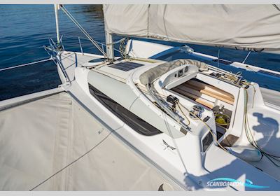 Dragonfly 25 Mehrrumpfboot 2022, mit Suzuki motor, Sweden