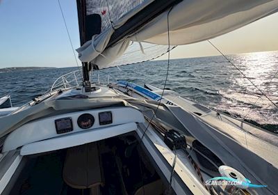 Dragonfly 28 Sport Mehrrumpfboot 2013, mit Hoda motor, Deutschland