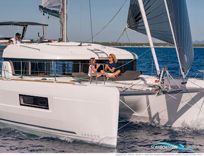 Lagoon 40 Mehrrumpfboot 2022, mit Yanmar motor, Spanien
