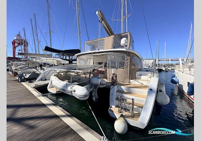 Lagoon 450 F Mehrrumpfboot 2015, mit Yanmar motor, Portugal