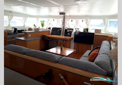 Lagoon 500 Mehrrumpfboot 2006, mit SOLE U 125 P motor, Frankreich