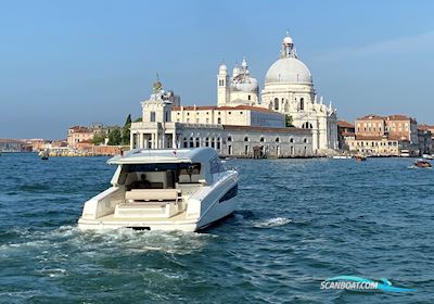 Makai 37 - neuer Powerkatamaran Mehrrumpfboot 2025, mit Yanmar 8LV320 motor, Deutschland