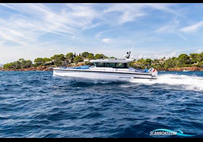 AXOPAR 37 Cross Cabin Motor boat 2023, with Mercury engine, France