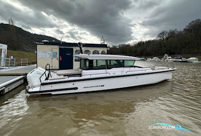 Axopar 37 Cross Cabin - Med. Pack, Brabus Line Motor boat 2023, with Mercury engine, Germany