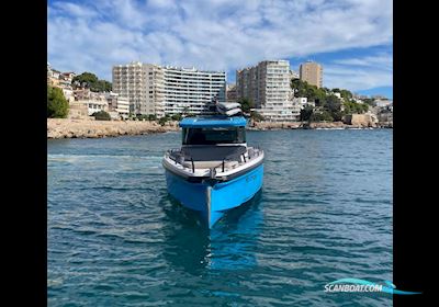 Axopar 37 Cross Cabin Motor boat 2020, with Mercury engine, France
